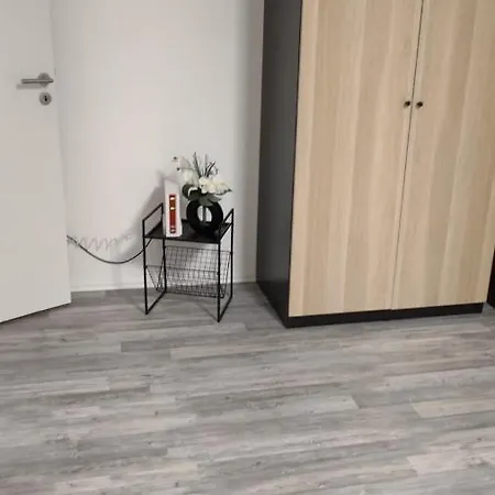 Estrella24 Living Chicago * רמשייד