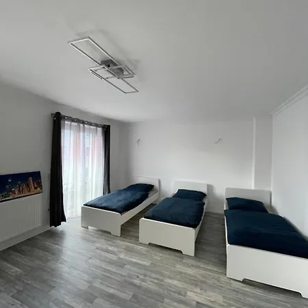 Estrella24 Living Chicago *